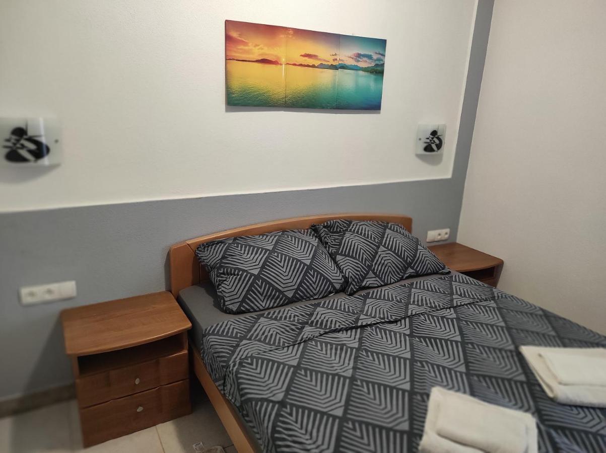 Apartment Marina Vir Ngoại thất bức ảnh